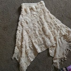 NWOT JON & ANNA O/S gorgeous super soft poncho